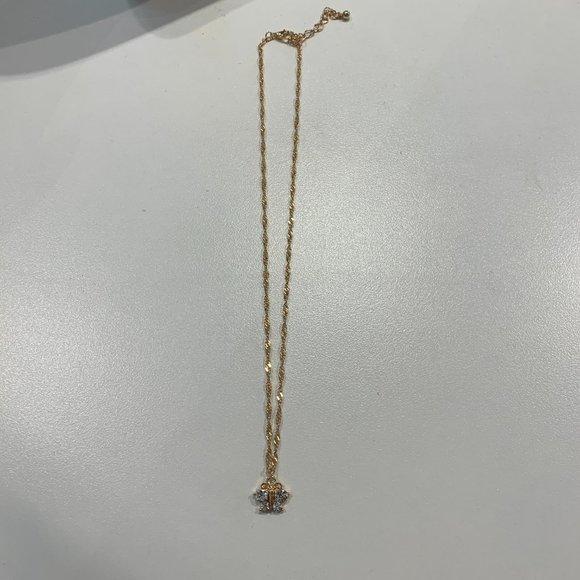 ❌SOLD OUT❌ JENNY DAINTY BUTTERFLY NECKLACE - Picture 2 of 3
